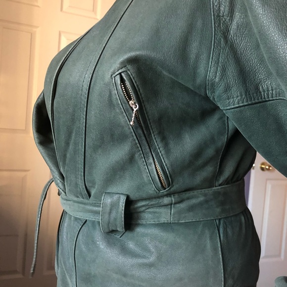 Leather jacket - Picture 4 of 4